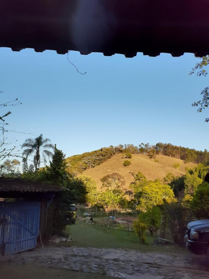 Chacara Ladeira De Pedra Villa Salesopolis Luaran gambar