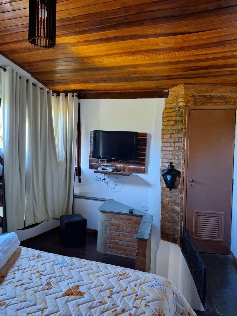 Chacara Ladeira De Pedra Villa Salesopolis Luaran gambar