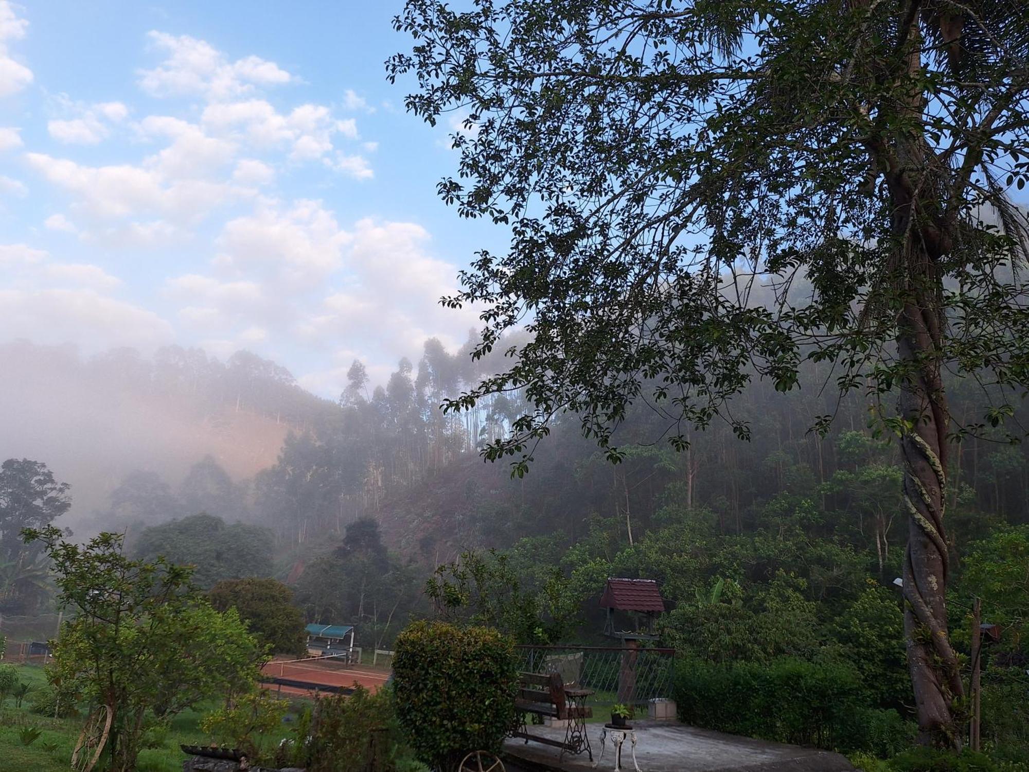 Chacara Ladeira De Pedra Villa Salesopolis Luaran gambar